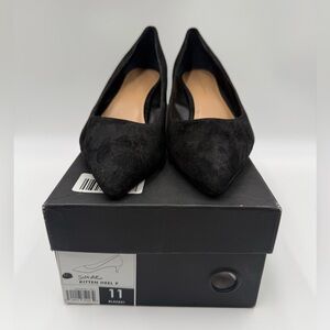 Banana Republic Suede Black Kitten Heel Pumps size 11